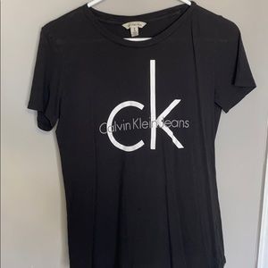 Calvin Klein tshirt